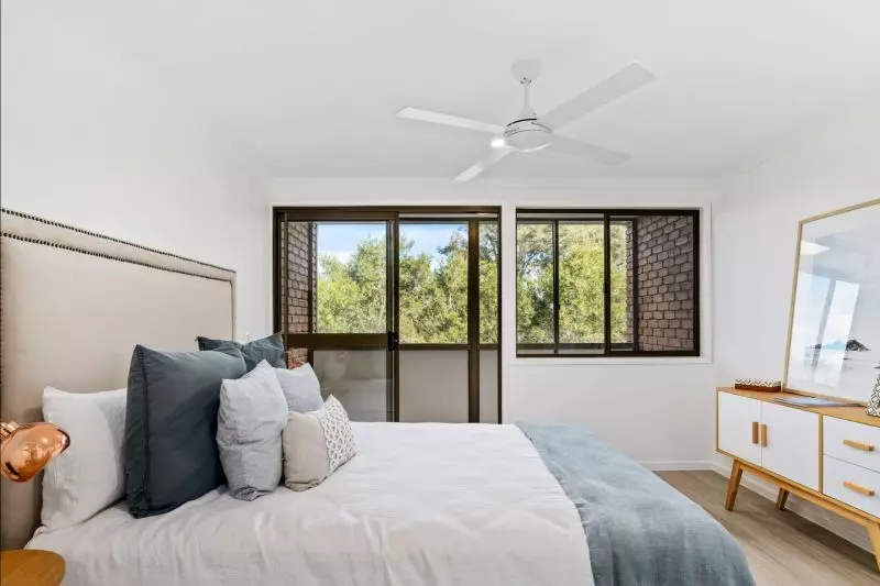 Serene top-floor apartment in a prime location