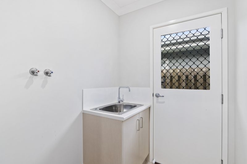 Modern Build - Ready NOW for Summer Comfort!