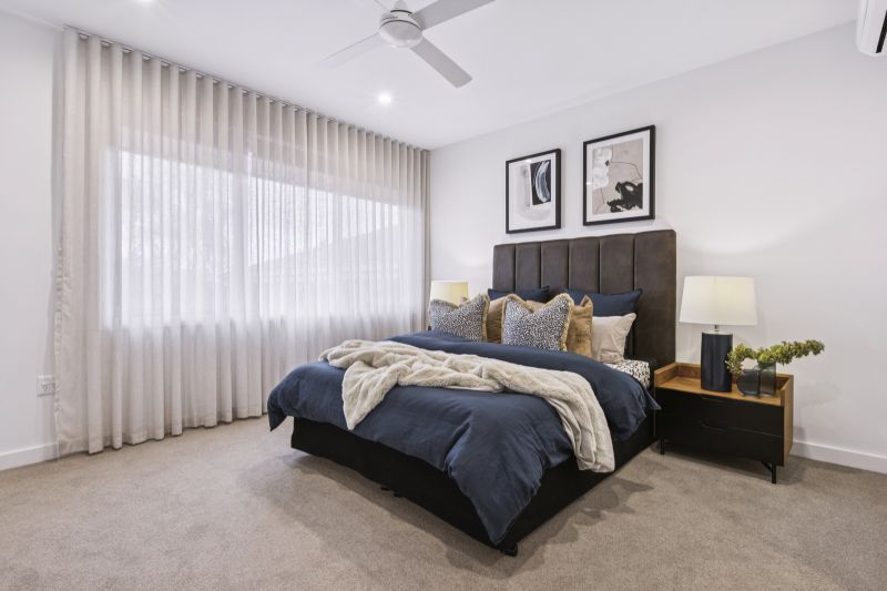 Generously sized first floor 2-bedroom apartment