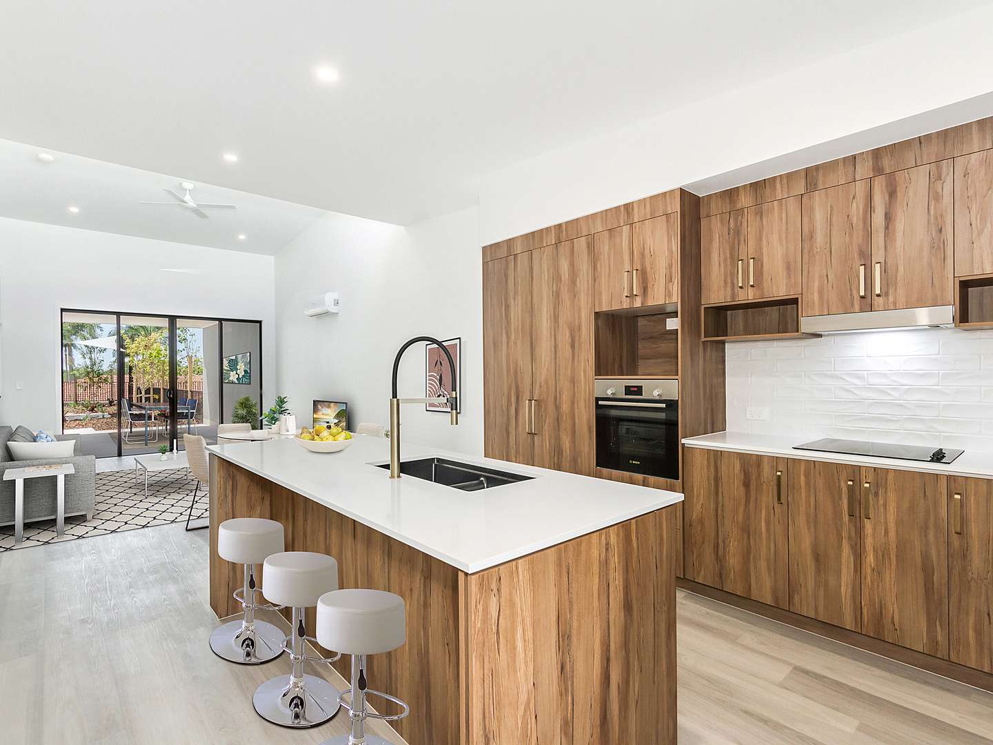 Unique 3 Bedroom, 2 Car Single Storey Villa - Villa 279