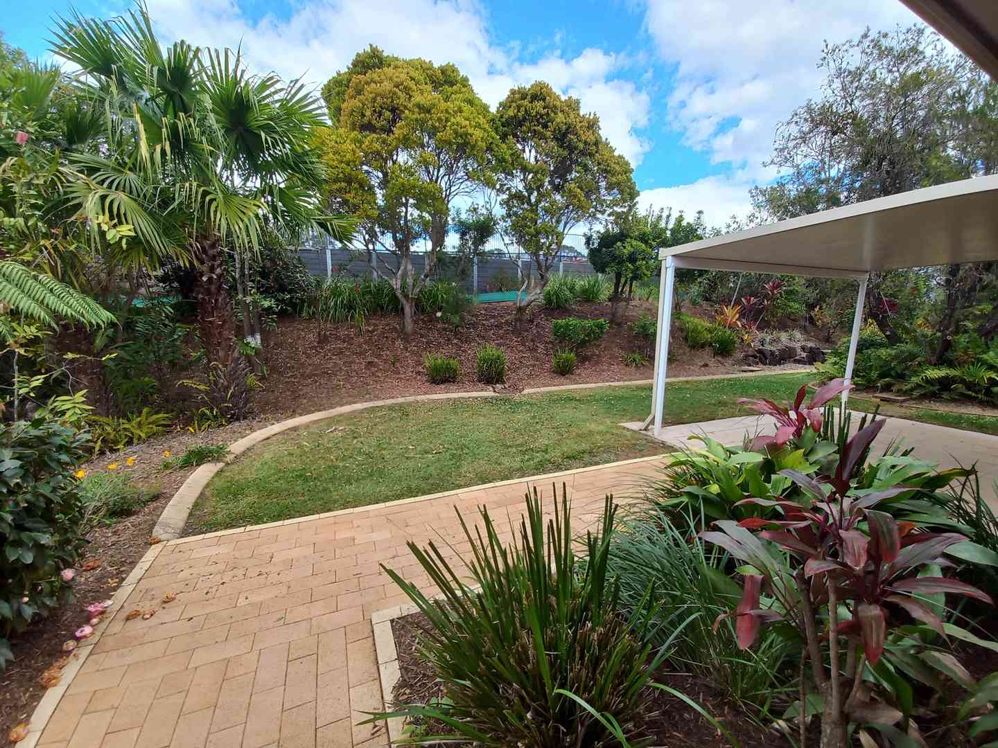New lifestyle beckons - Unit 27 Palmwoods Garden Village