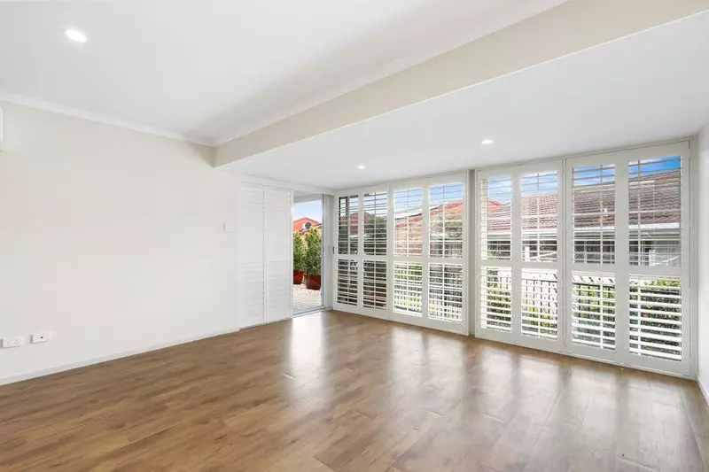 Beautiful two bedroom, two bathroom villa with office/craft room.