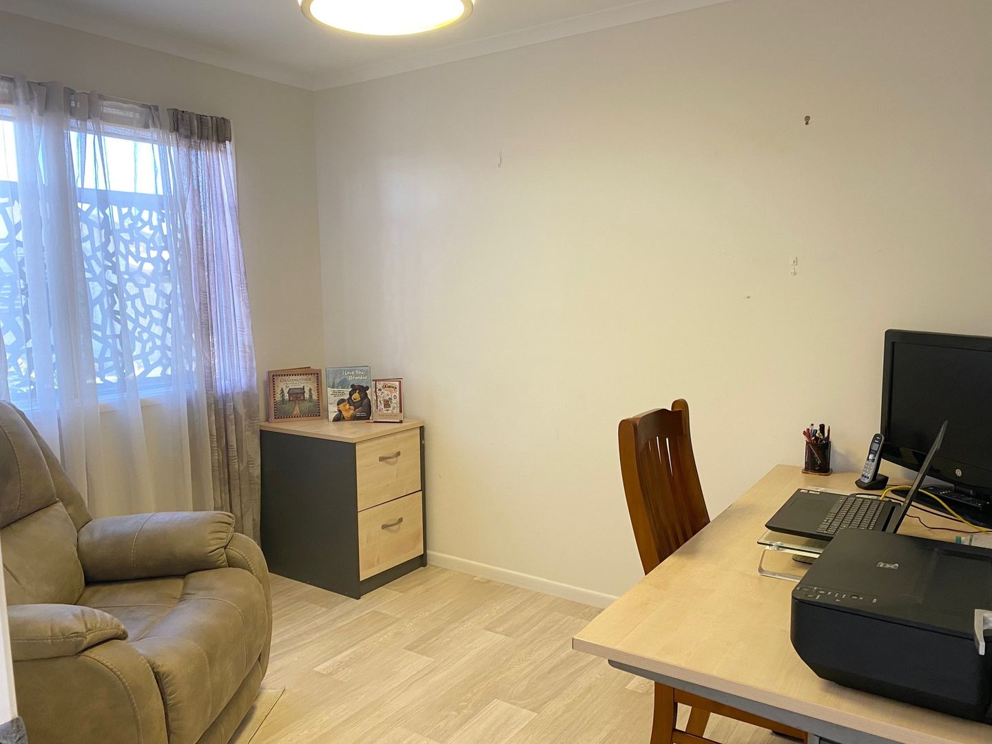 STYLISH SPACIOUS HOME – GREAT FOR THE ENTERTAINER