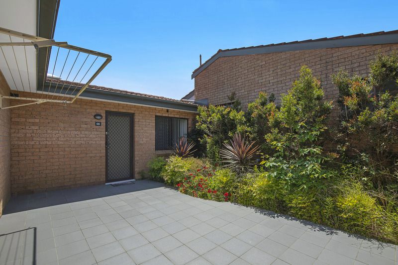 Private, Bright Villa with Alfresco Courtyard