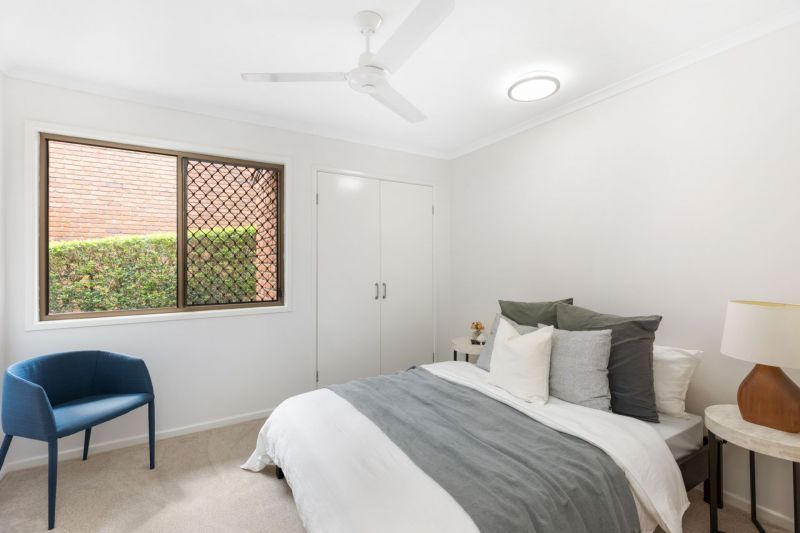 Stylish open-plan 2-bedroom villa near the community centre