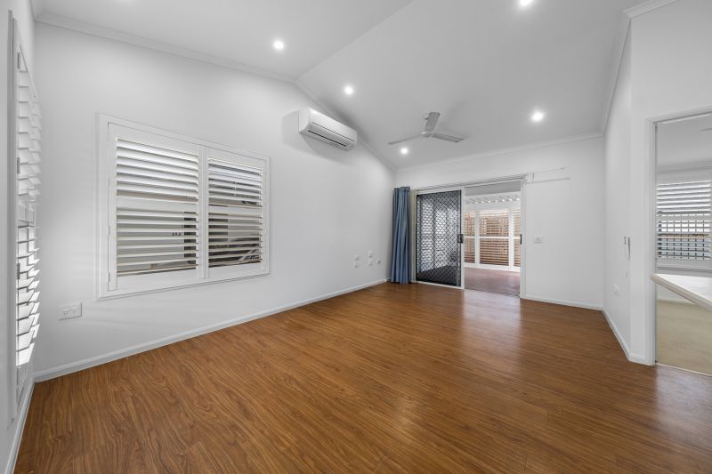 Easy, Community Living!