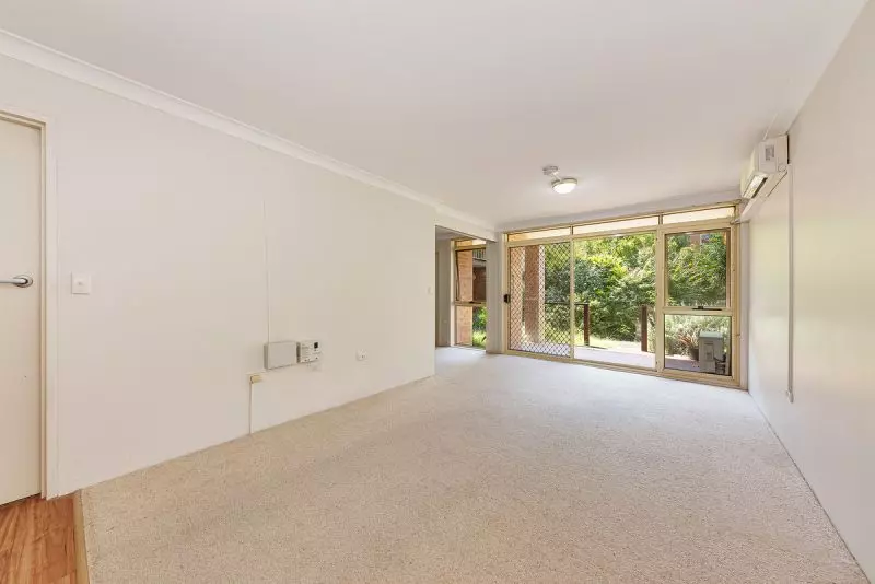 Spacious Ground Floor Apartment