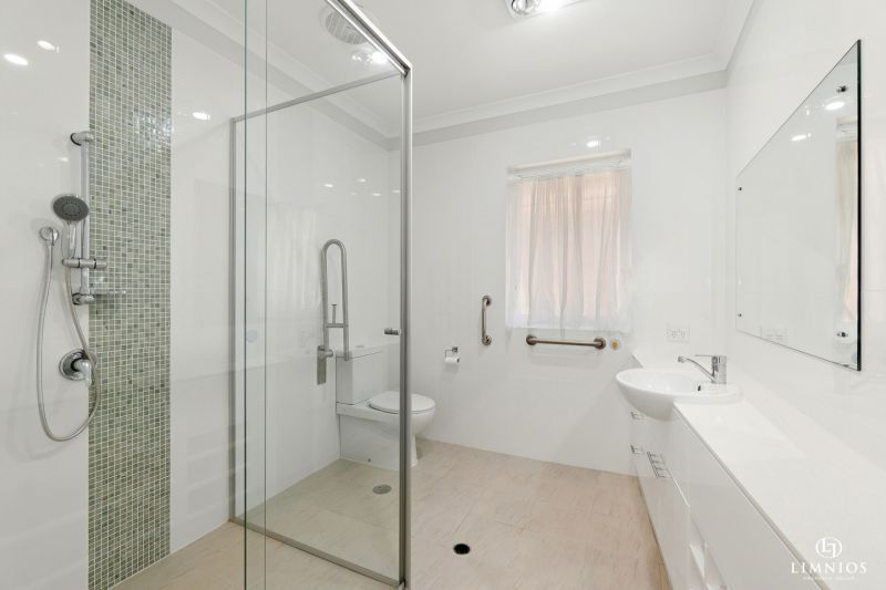 NOW RESERVED - Bushland and the Beach - you have the best of both!