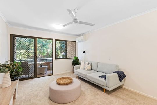 Serene one-bedroom apartment