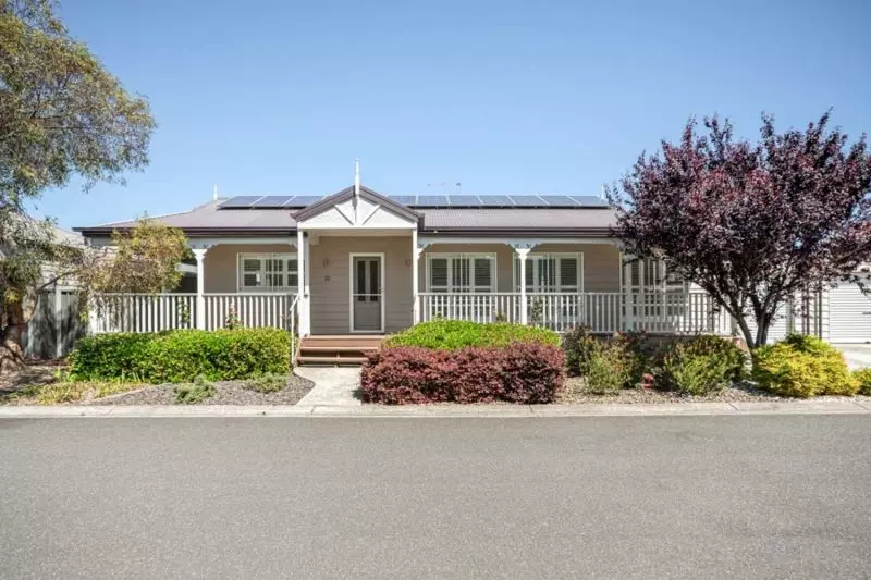 Lifestyle Chelsea Heights - Sun-filled dream home