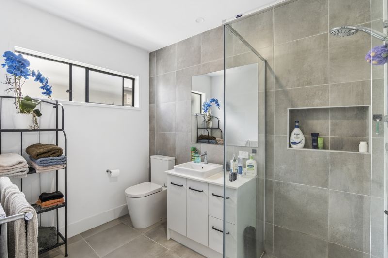 Site 107 - Established Kalbar H6