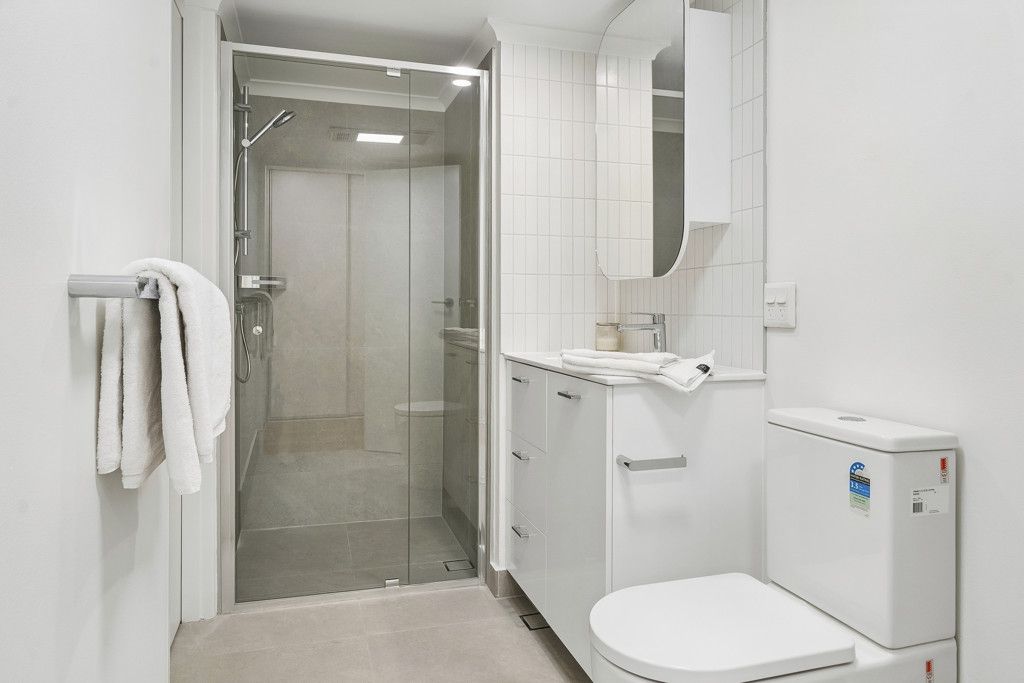 241- Renovated serviced studio apartment - Northern Beaches 