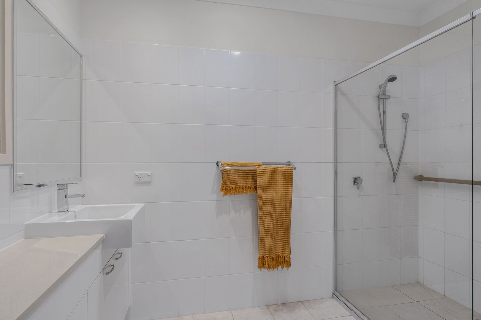 HOME 83 PALM LAKE RESORT TRUGANINA