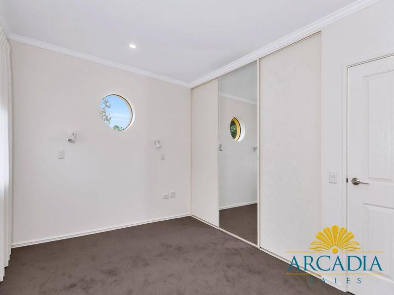 THE BEAUMONT SWANBOURNE - Top Floor 3 Bedroom North Facing Balcony