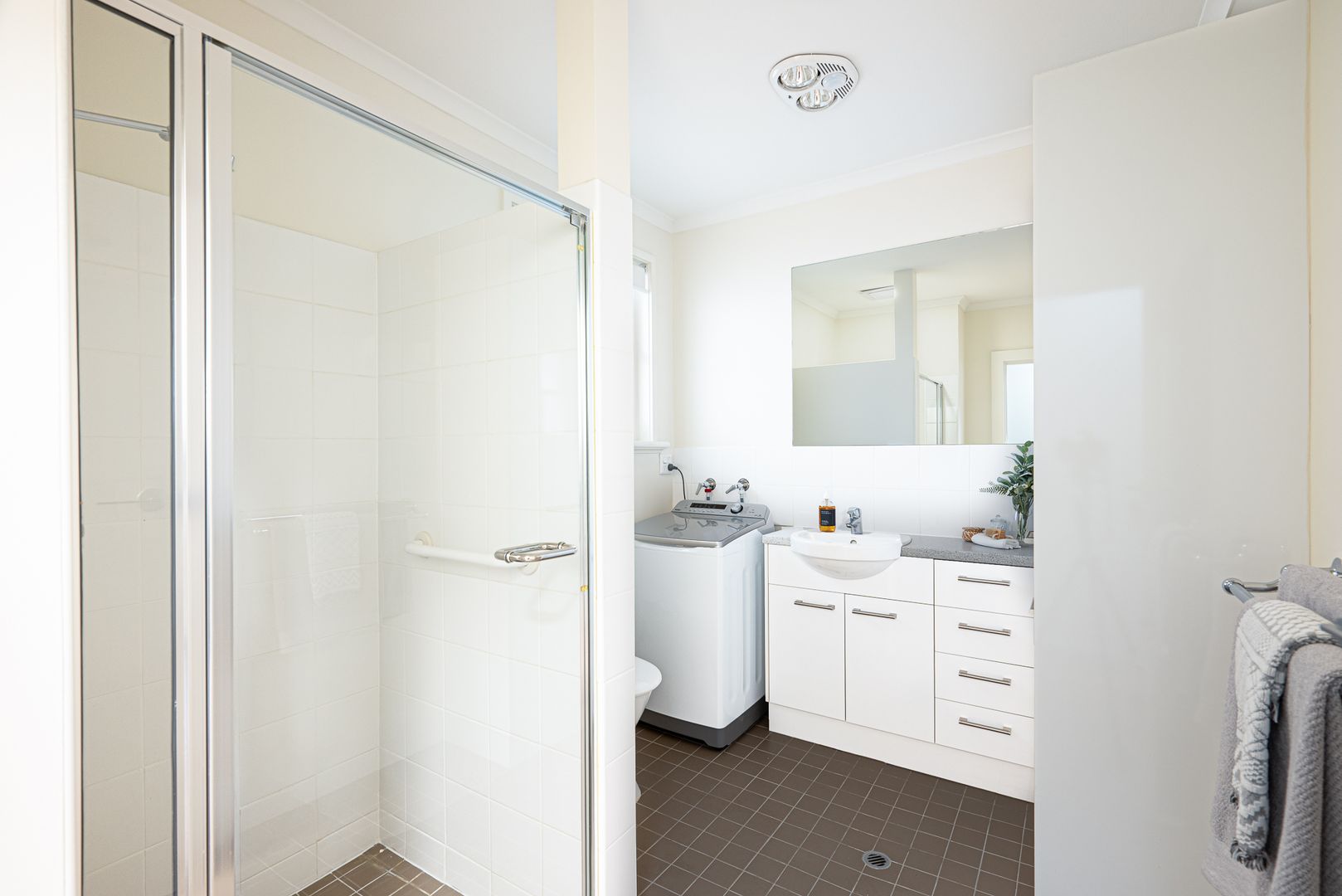 Are You Aged 65 Years Or Older And No Longer Working Fulltime? Step Into the Lifestyle You Deserve with ECH