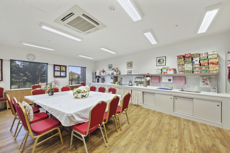 Experience all the benefits Tarneit Skies Retirement Village has to offer