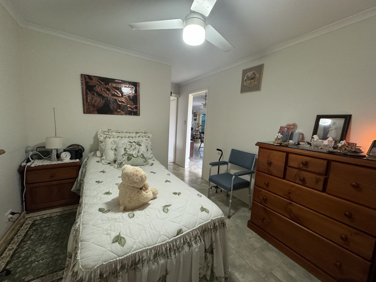 Retire in Peace & Quiet - Overlooking the Lawn Bowls Green