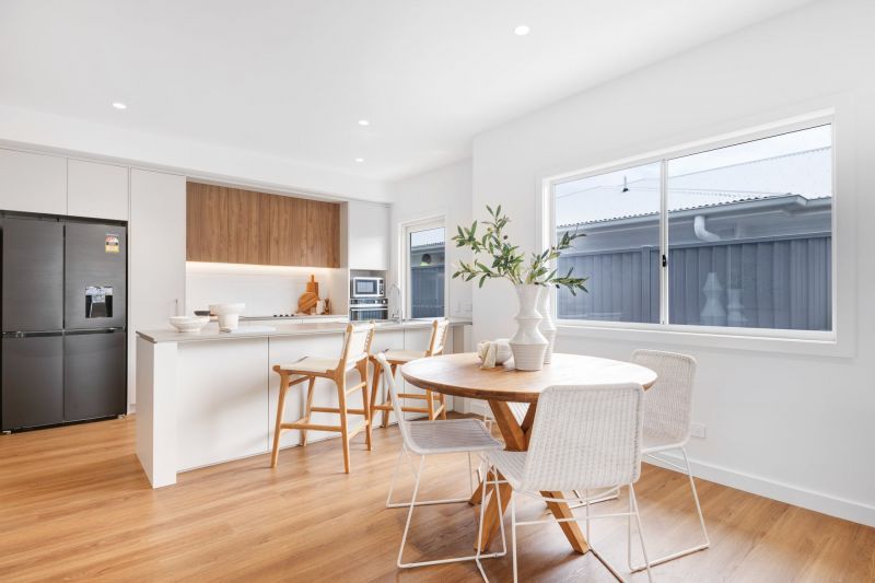 Elegant Low-Maintenance Villa, Ready to Move in