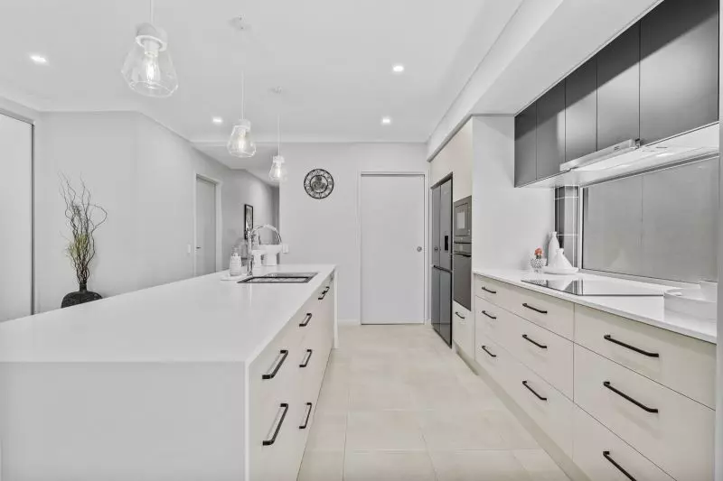 Site 148 - Established Kalbar