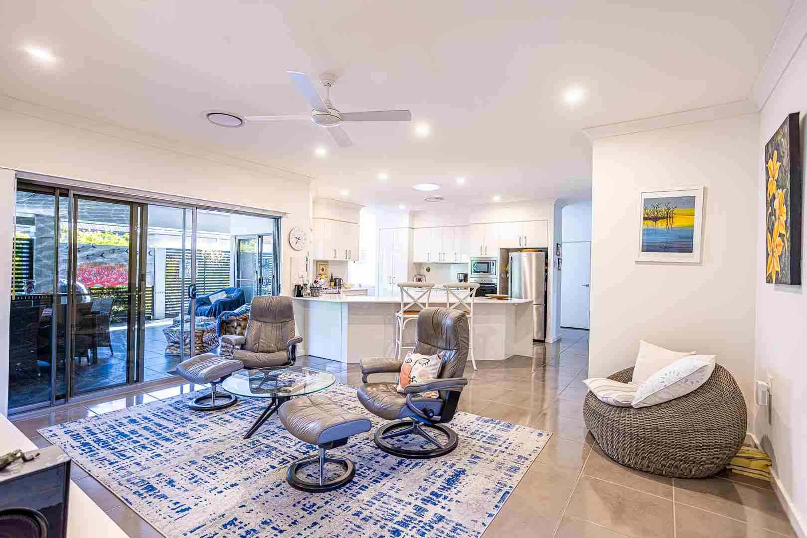 Renoir III by Palm lake Resort Tea Gardens