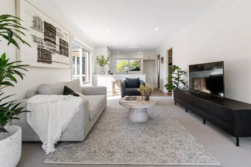 DEPOSIT TAKEN - Contemporary First Floor Unit with Tanti Creek Reserve views