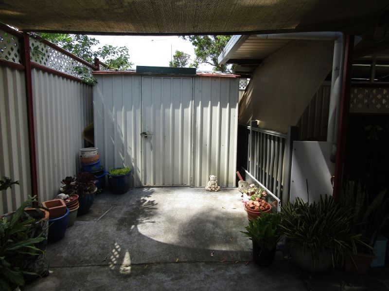 Lime Tree Village - site 70a