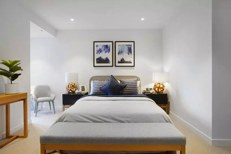 Live in cosmopolitan Carlton