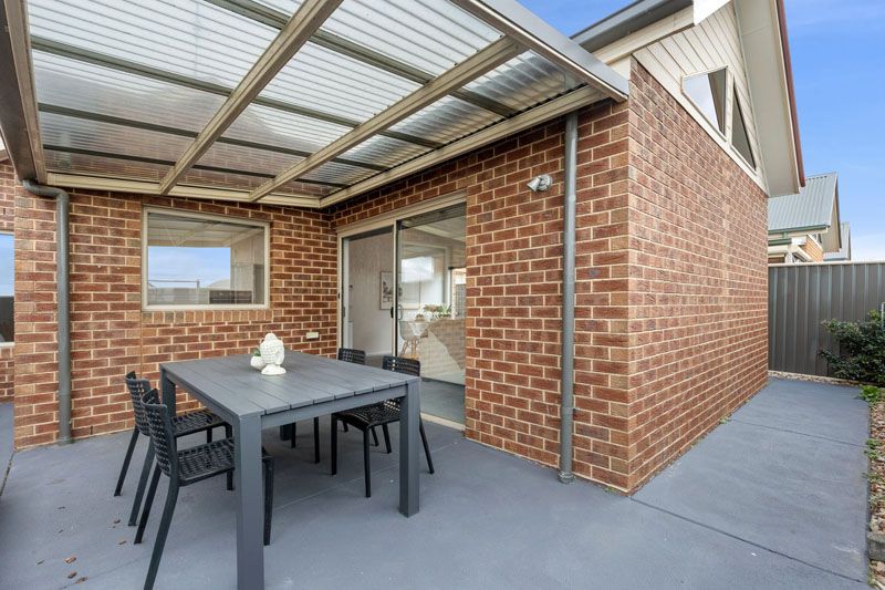 Modern Three Bedroom Villa with Alfresco Area