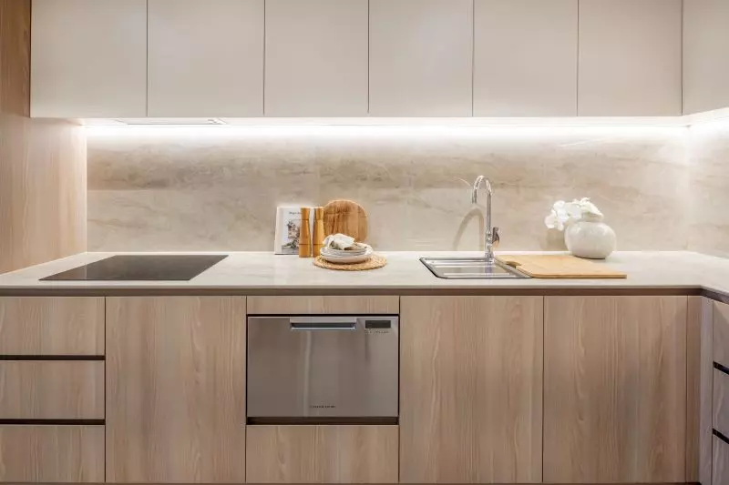 Spacious, light-filled 1-bedroom ground-floor apartment