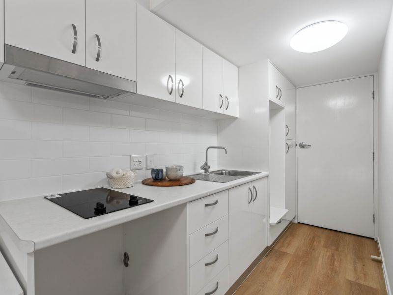 Serene top floor one-bedroom apartment