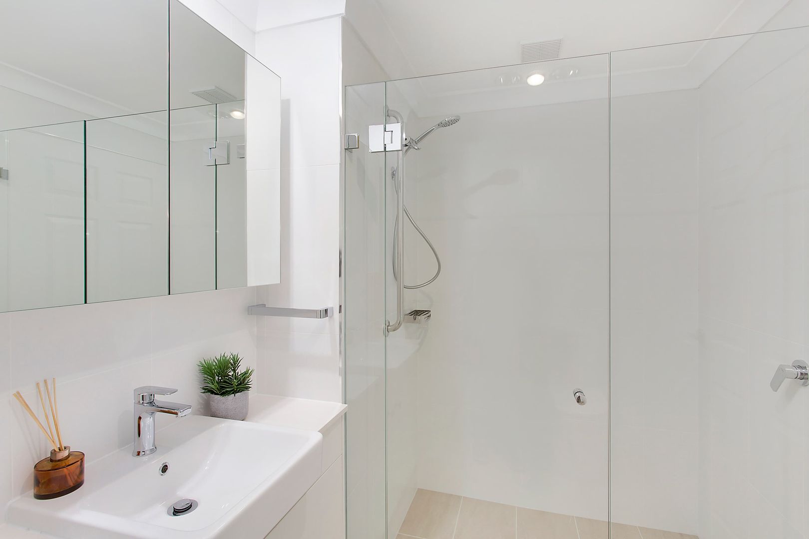 154/10 Minkara Road Bayview, NSW 2104