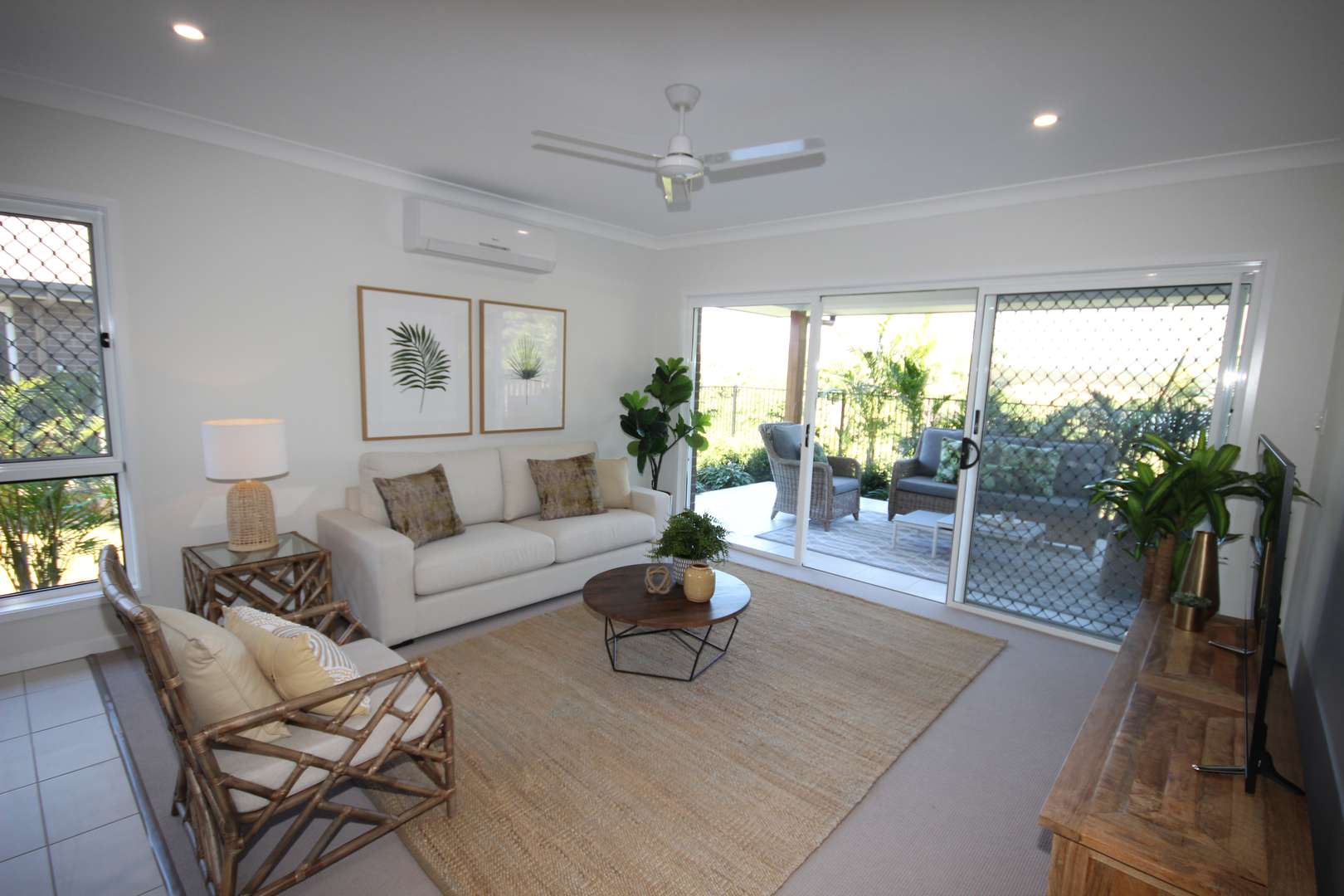  Modern Villas at the Foothills of the Gold Coast Hinterland