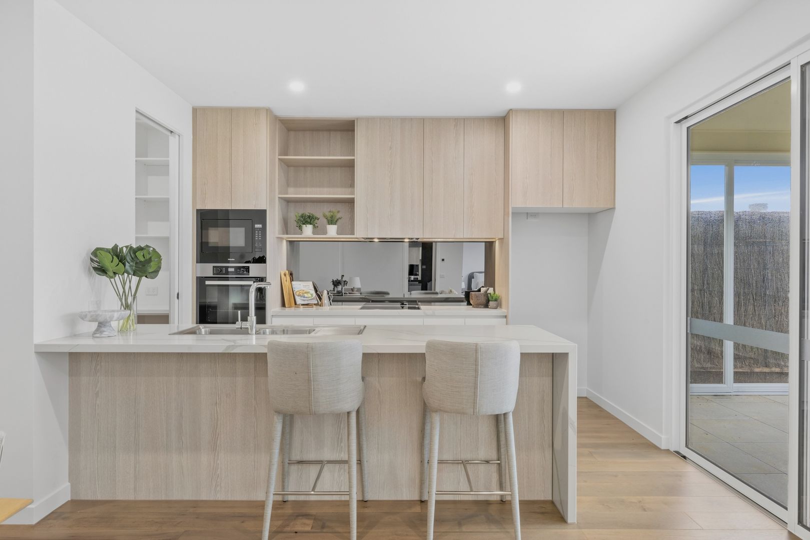10 Airlie Avenue - The Breeze Point Lonsdale