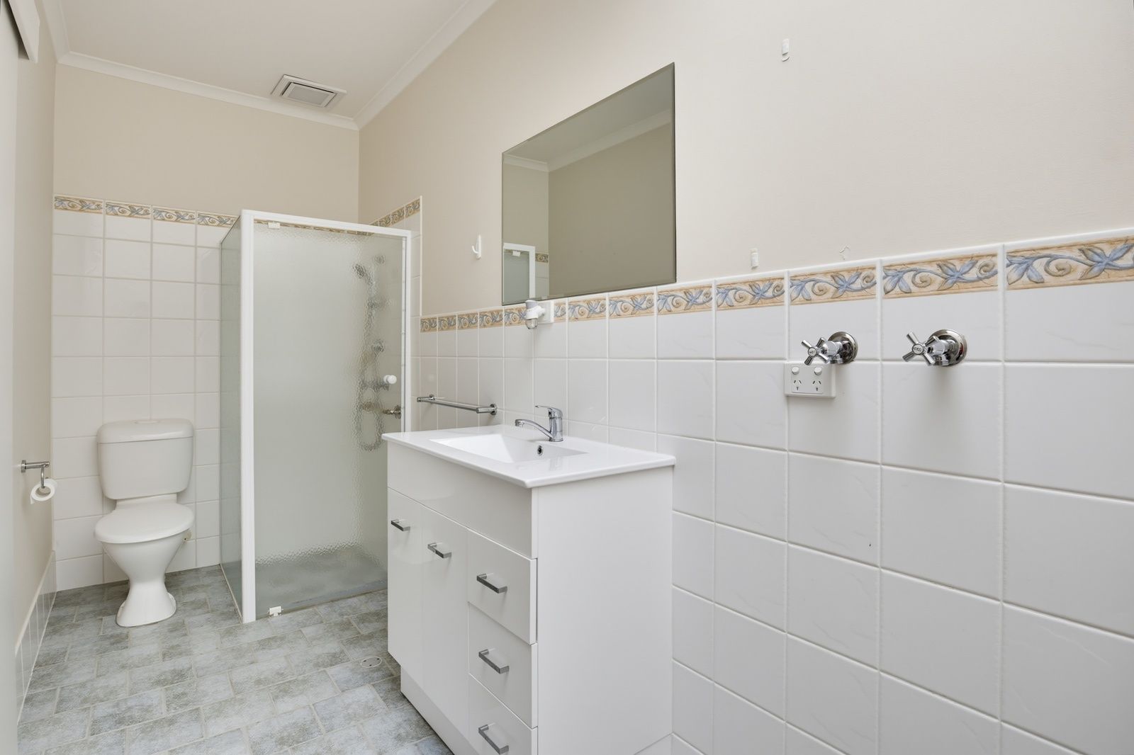 over 55s living - 2-Bed for Rent in Park Holme