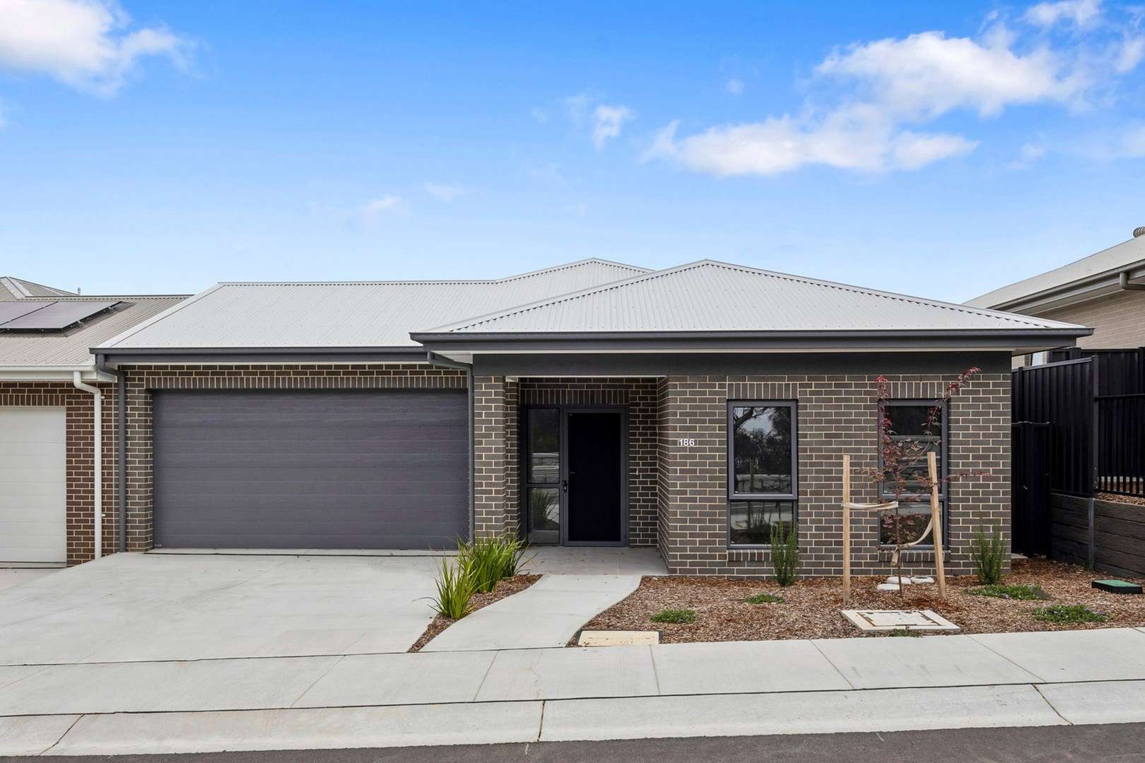 Brand New, Modern living – Ready Now.