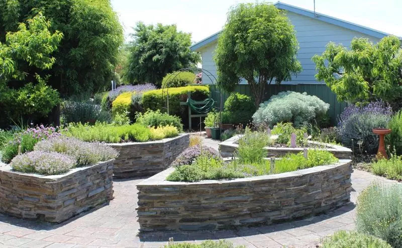 Stunning home - Pretty garden