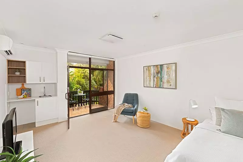 Stylish and newly renovated serviced apartment.