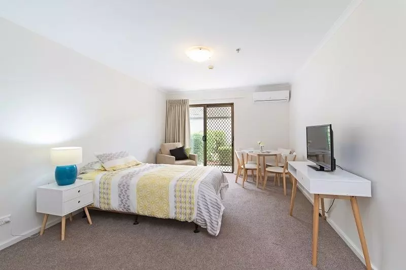 Stylish Serviced Apartment in the Stunning Tarragal Manor 