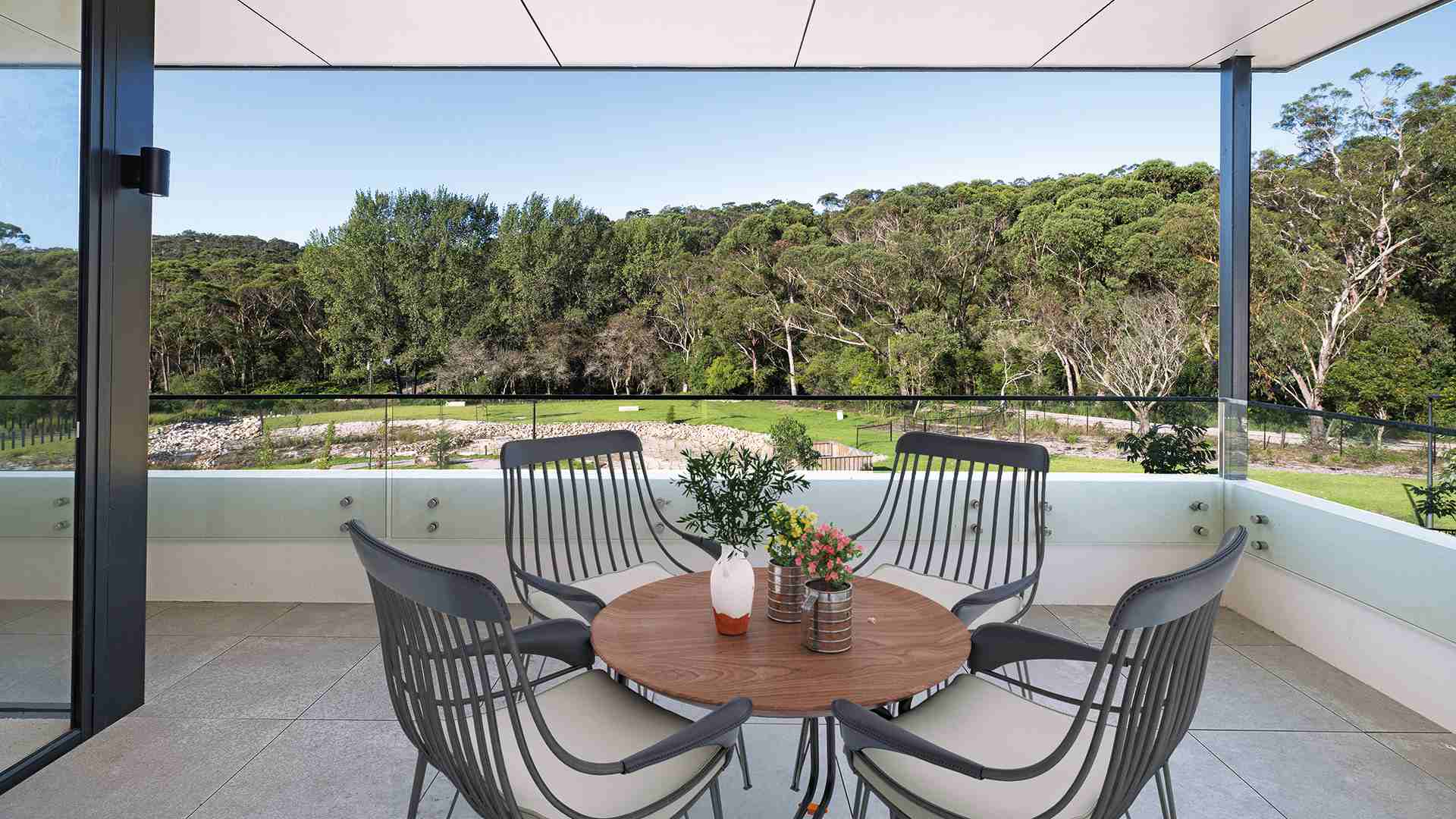 Apt 822 - First floor sanctuary with sweeping views 