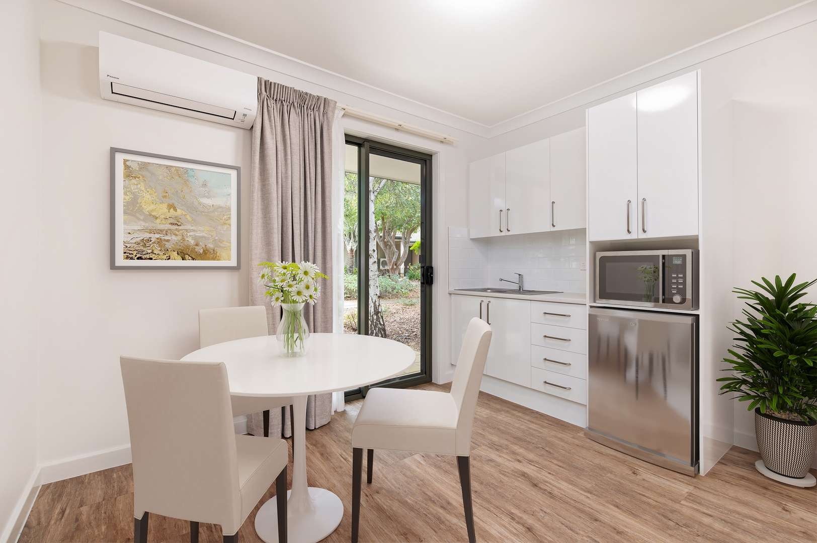 Try our obligation-free 28 day respite care at Bartonvale Gardens