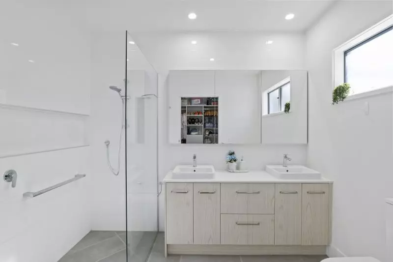 Site 43 - Established Kalbar