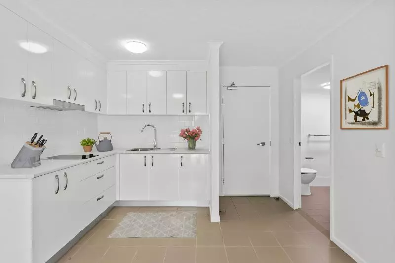 Cozy studio apartment, close to the lift