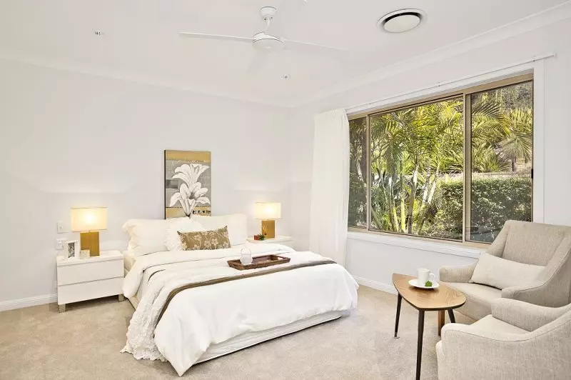 Live your retirement dream in this modern and spacious villa.