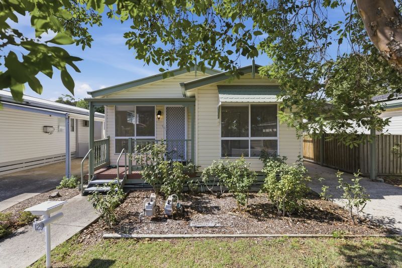 Beautifully Refurbished Two-Bedroom Home