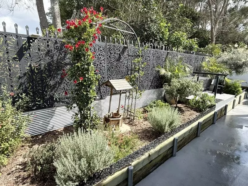 Coastal Country Oasis