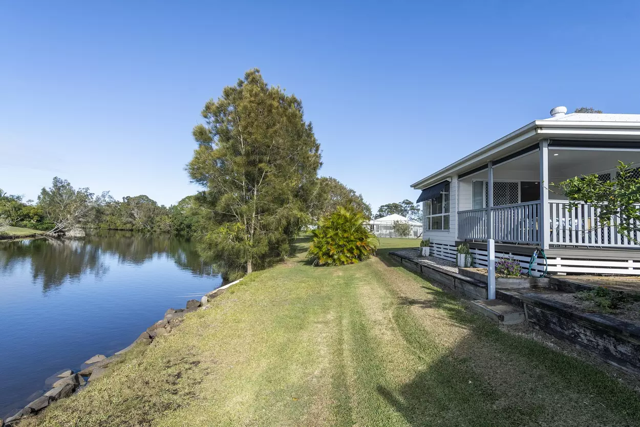 Uninterrupted Water Views