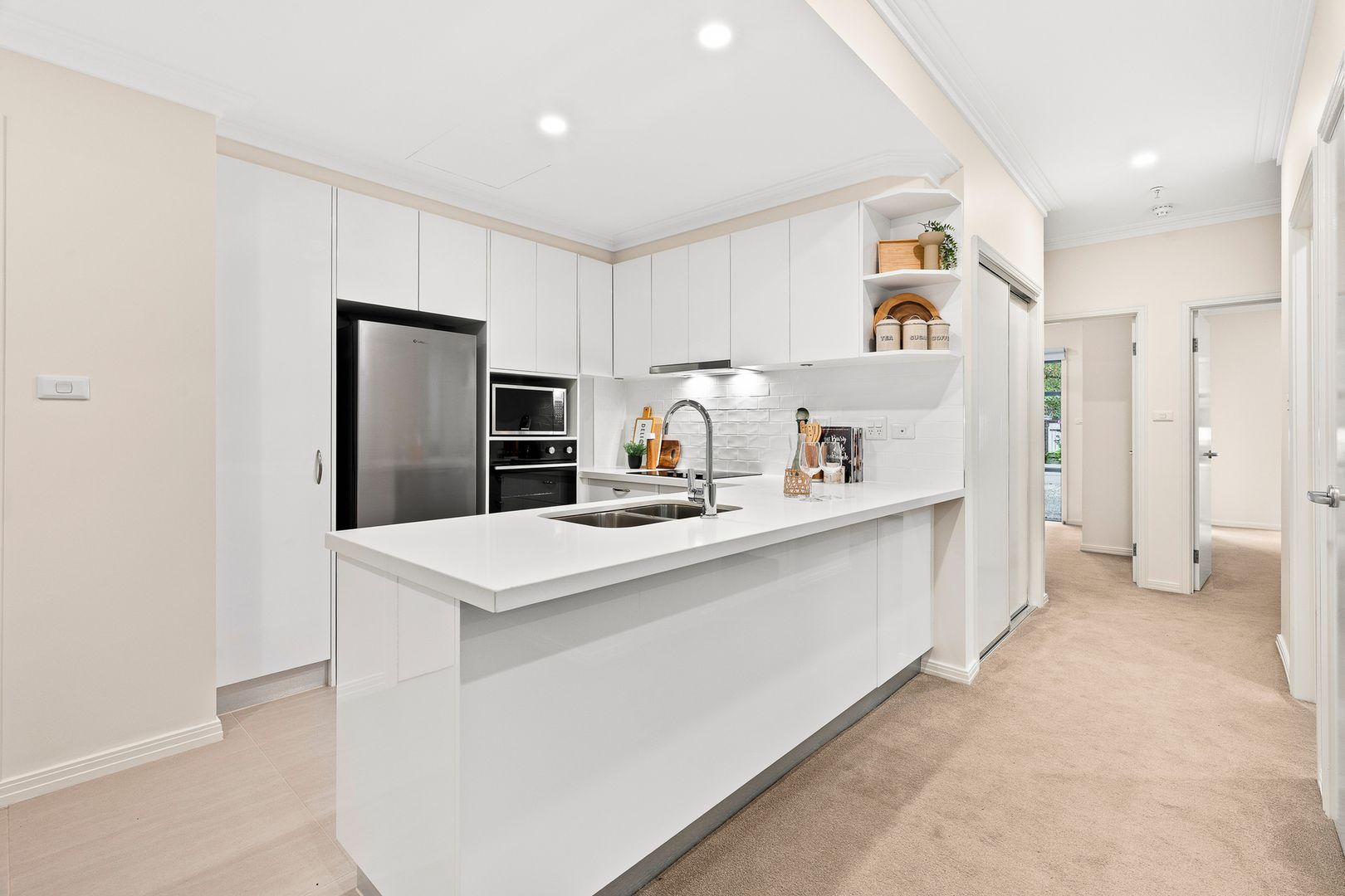 Ground-floor two-bedroom apartment!