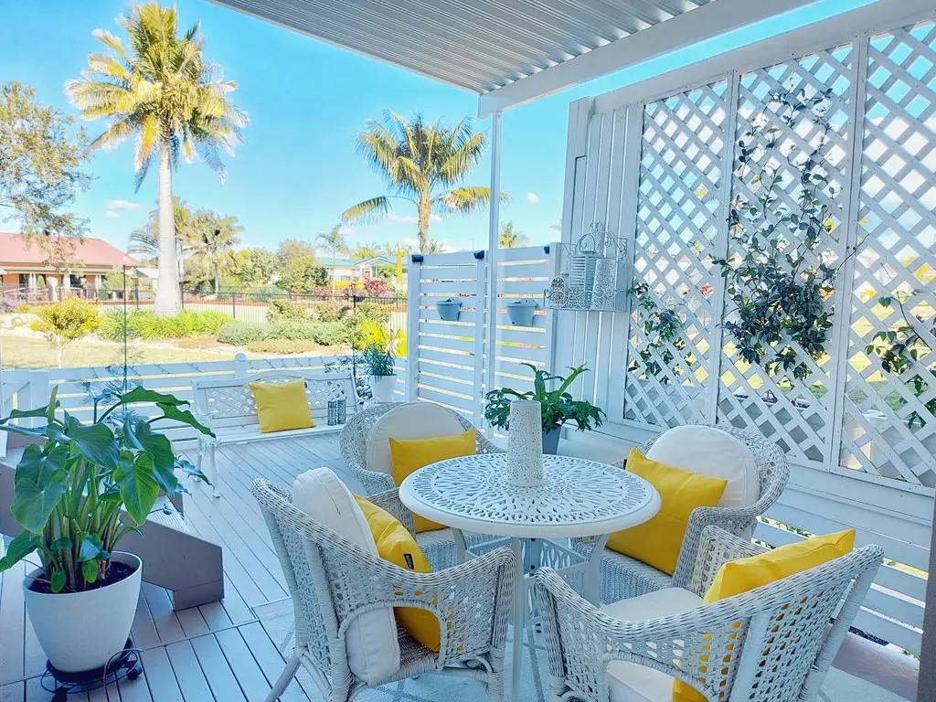 Discover land lease living at The Retreat 