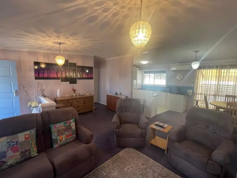 IMMACULATE CORNER BLOCK