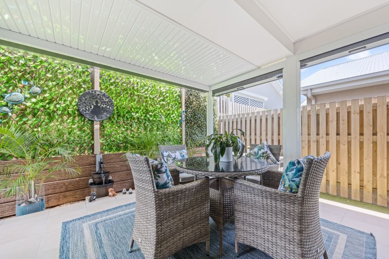 Relaxed Modern Design, Tranquil Lifestyle